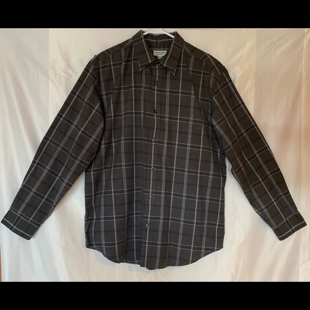XLT St. John’s Bay Green, Navy and White Flannel Long Sleeve Buttondown